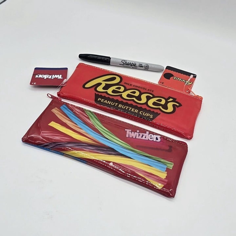 Reese’s & Twizzlers Pencil Case Set 2 Novelty Zip Pouches - Picture 4 of 5